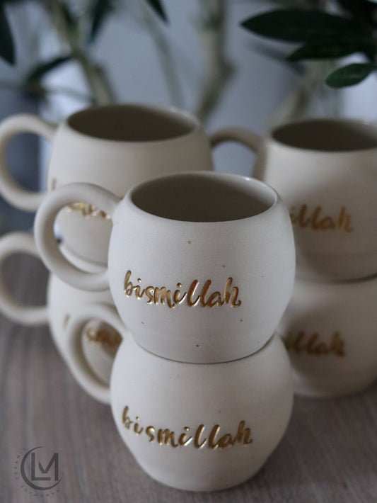 Bismillah Tasse in beige/gold