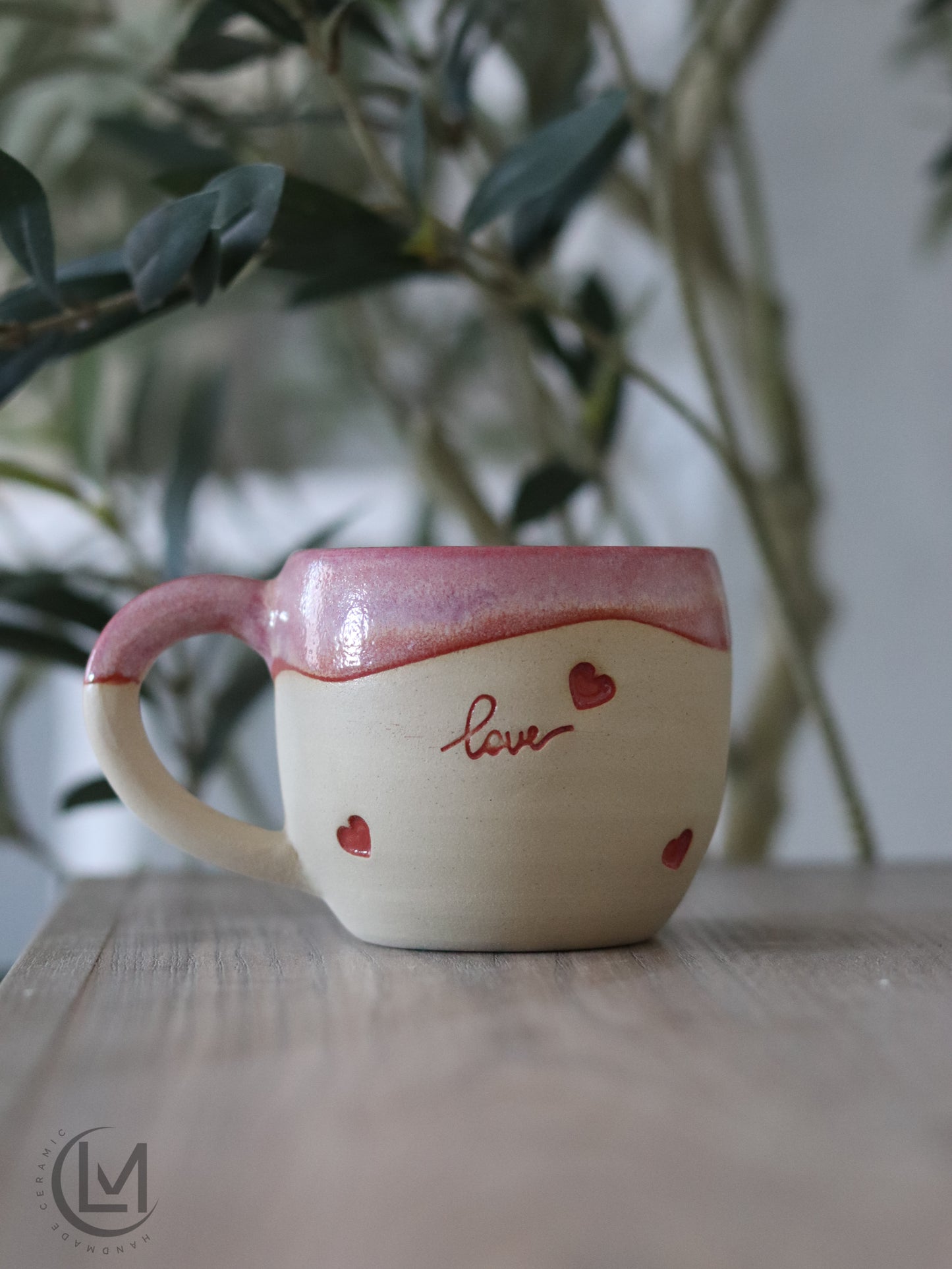 Handgefertigte Steinzeug Tasse - LOVE rosa